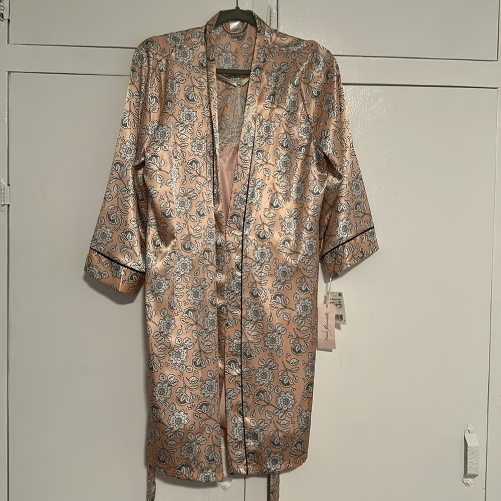 2 piece bridal shortie robe and chemise nightie set